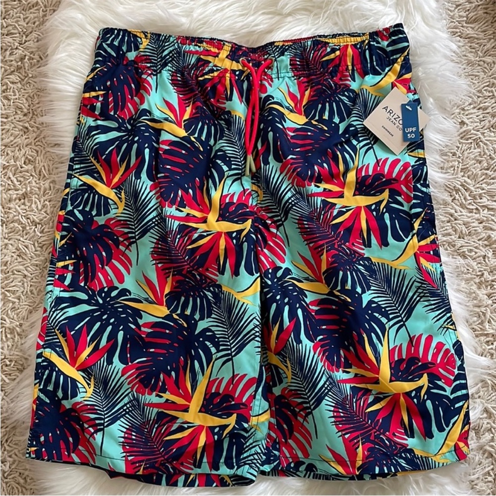 BOYS SWIM TRUNKS NEW 18/20